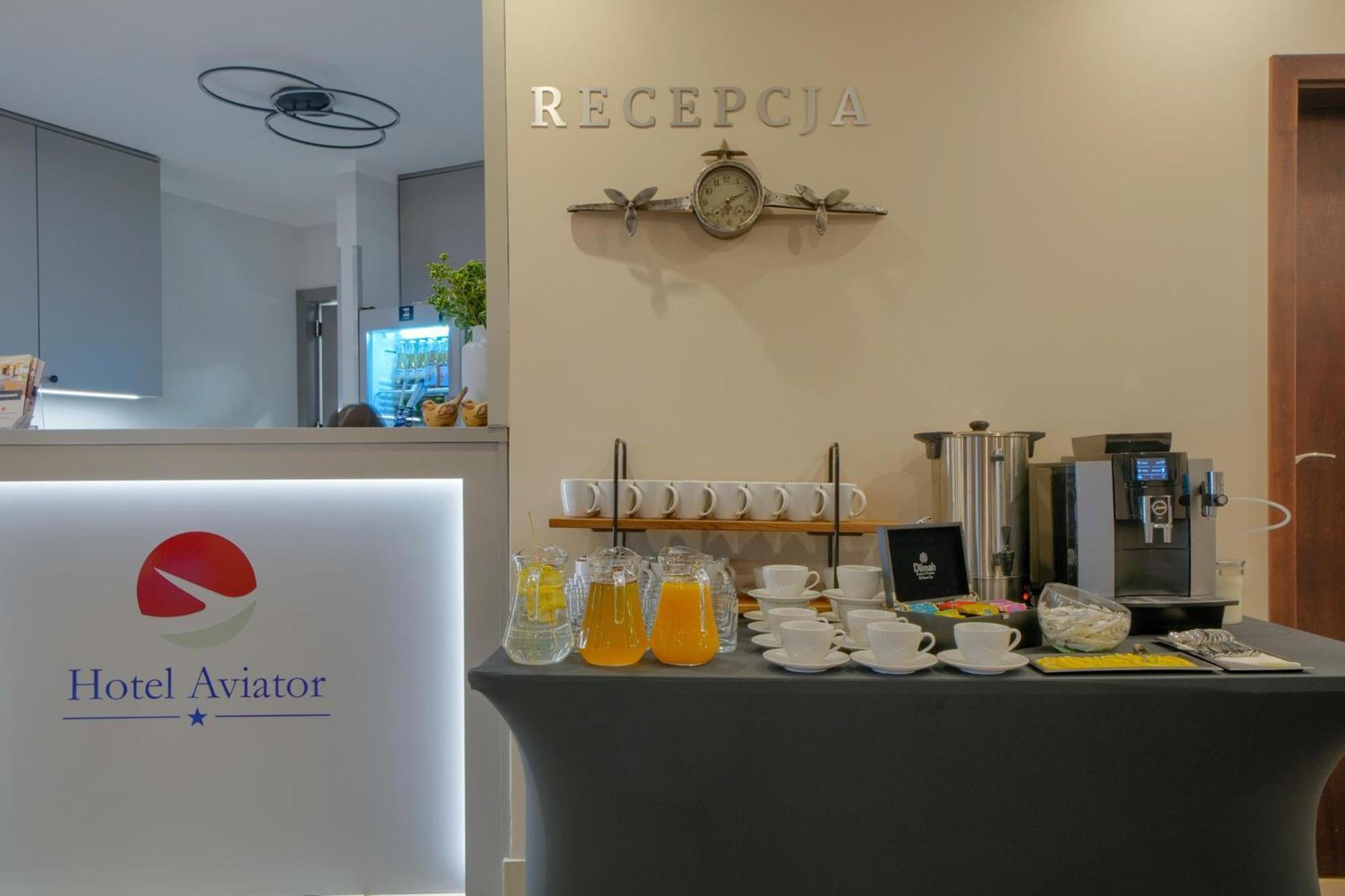 Hotel Aviator Kamien Slaski ภายนอก รูปภาพ