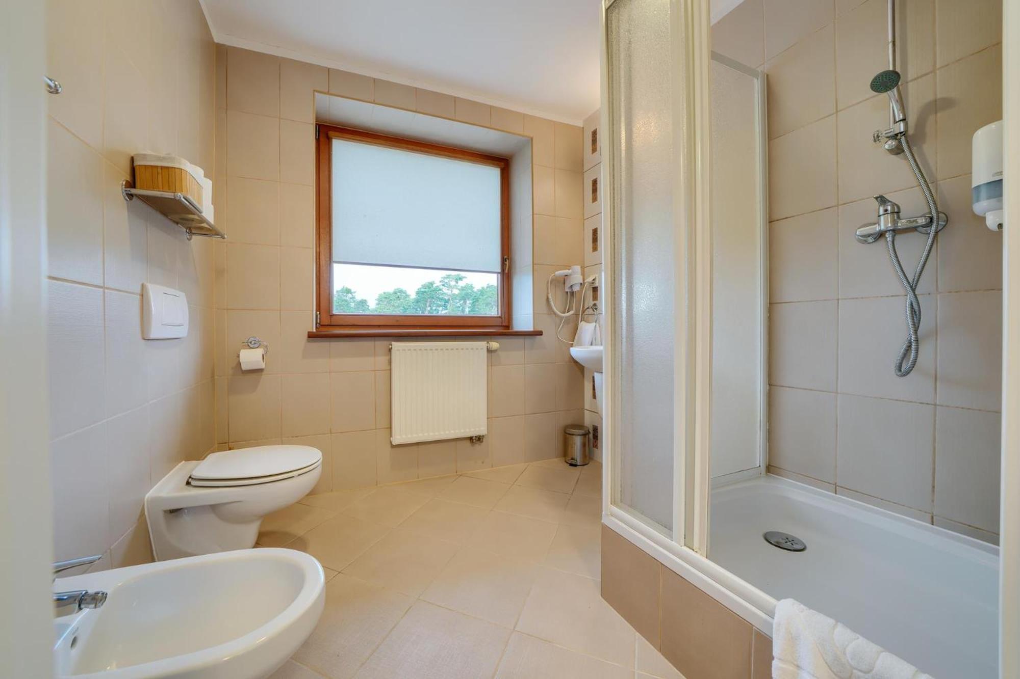 Hotel Aviator Kamien Slaski ภายนอก รูปภาพ