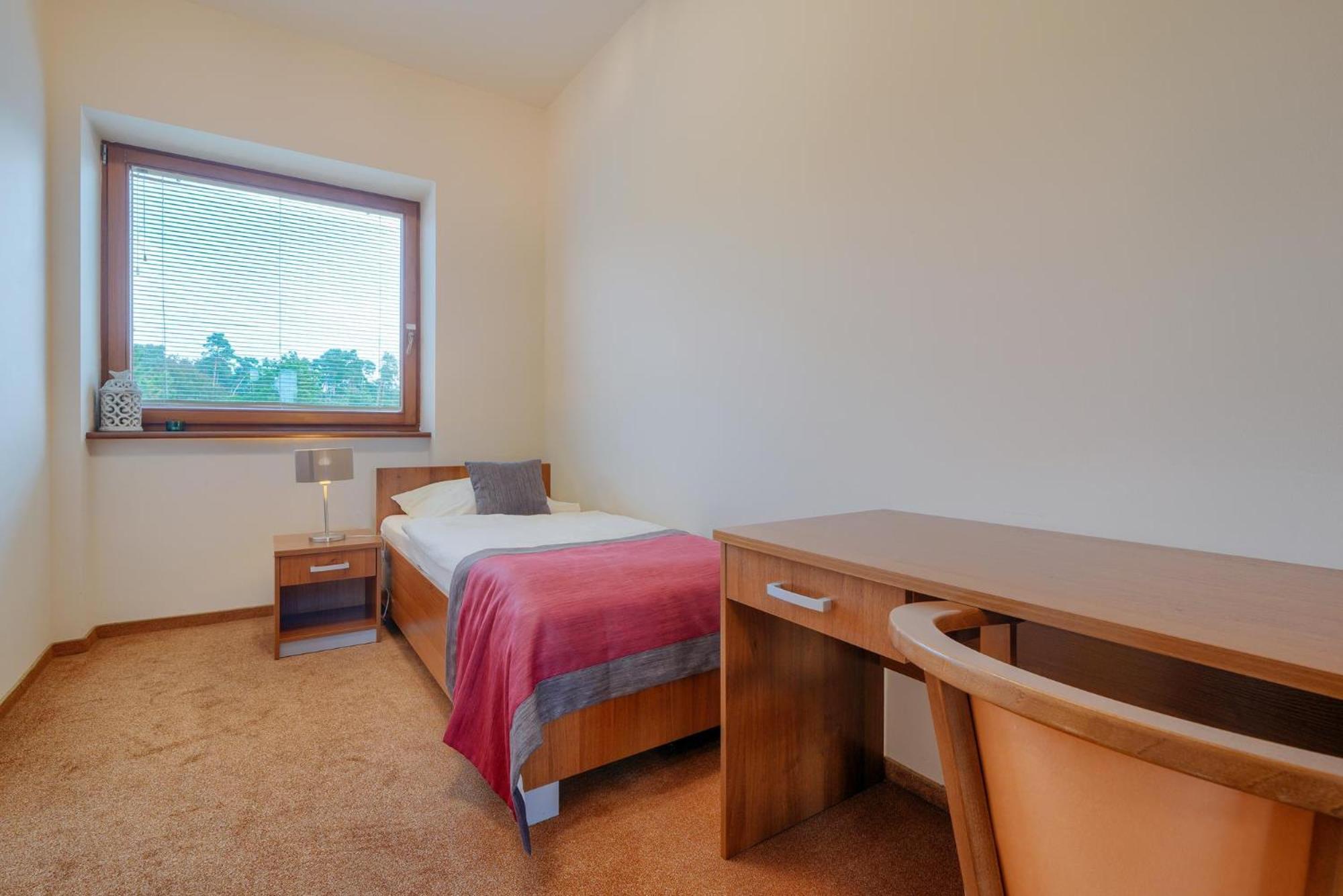 Hotel Aviator Kamien Slaski ภายนอก รูปภาพ